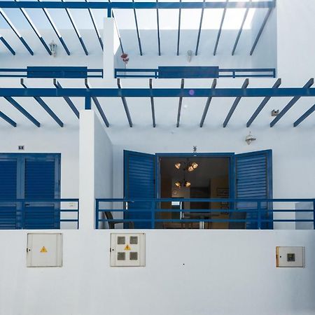 Modern Beach House In Фамара Экстерьер фото